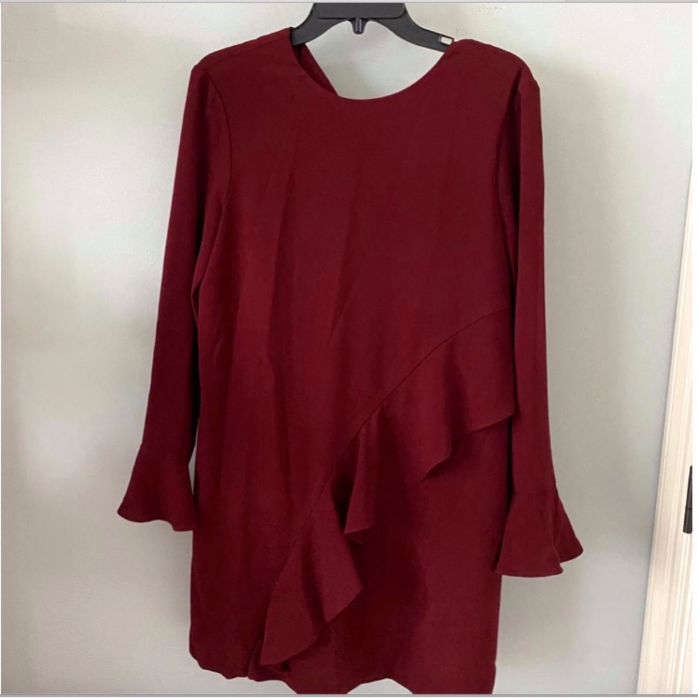 Wayf Ruffle Front Red dress